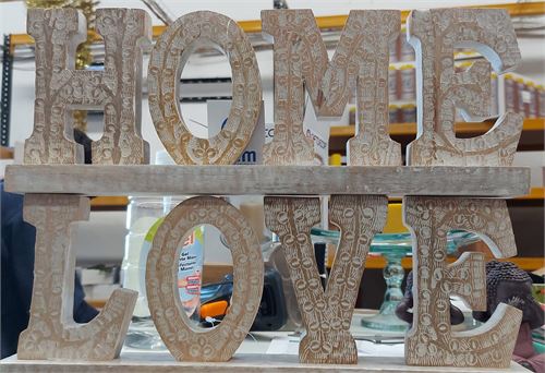 DH - 178175 DECORAÇAO MANGA 40,5X5X15 LOVE DECAPE