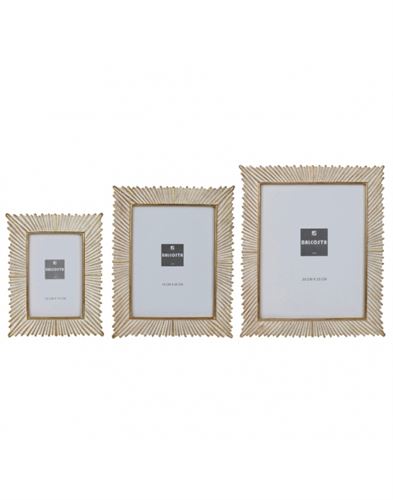 MOLDURA 20X25CM ALINE OURO