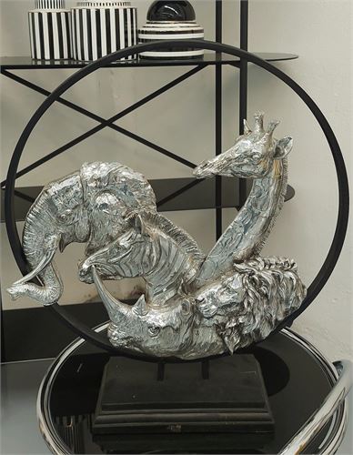 77882 ESCULTURA POLIRESINA