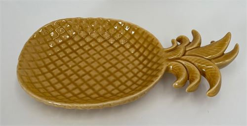 6037 PRATO CERAMICA ANANAS