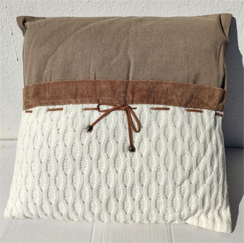 52494 ALMOFADA 45X45 PONTO E LAÇO BR