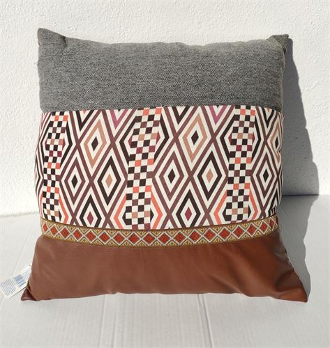 CJ-133933 ALMOFADA 100%POLIESTER